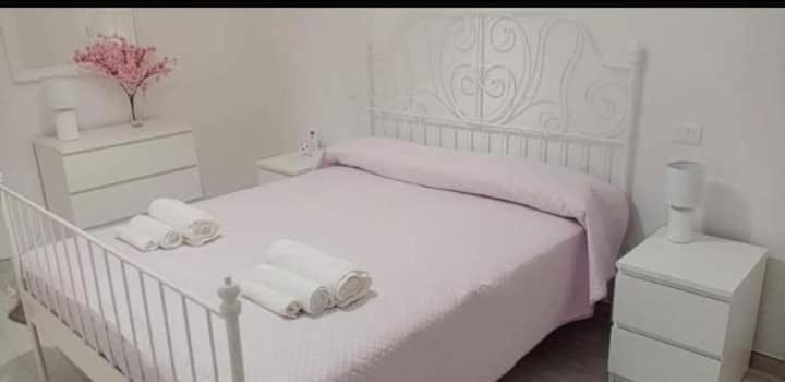 Bed and Breakfast Anna'S House Таранто Екстер'єр фото